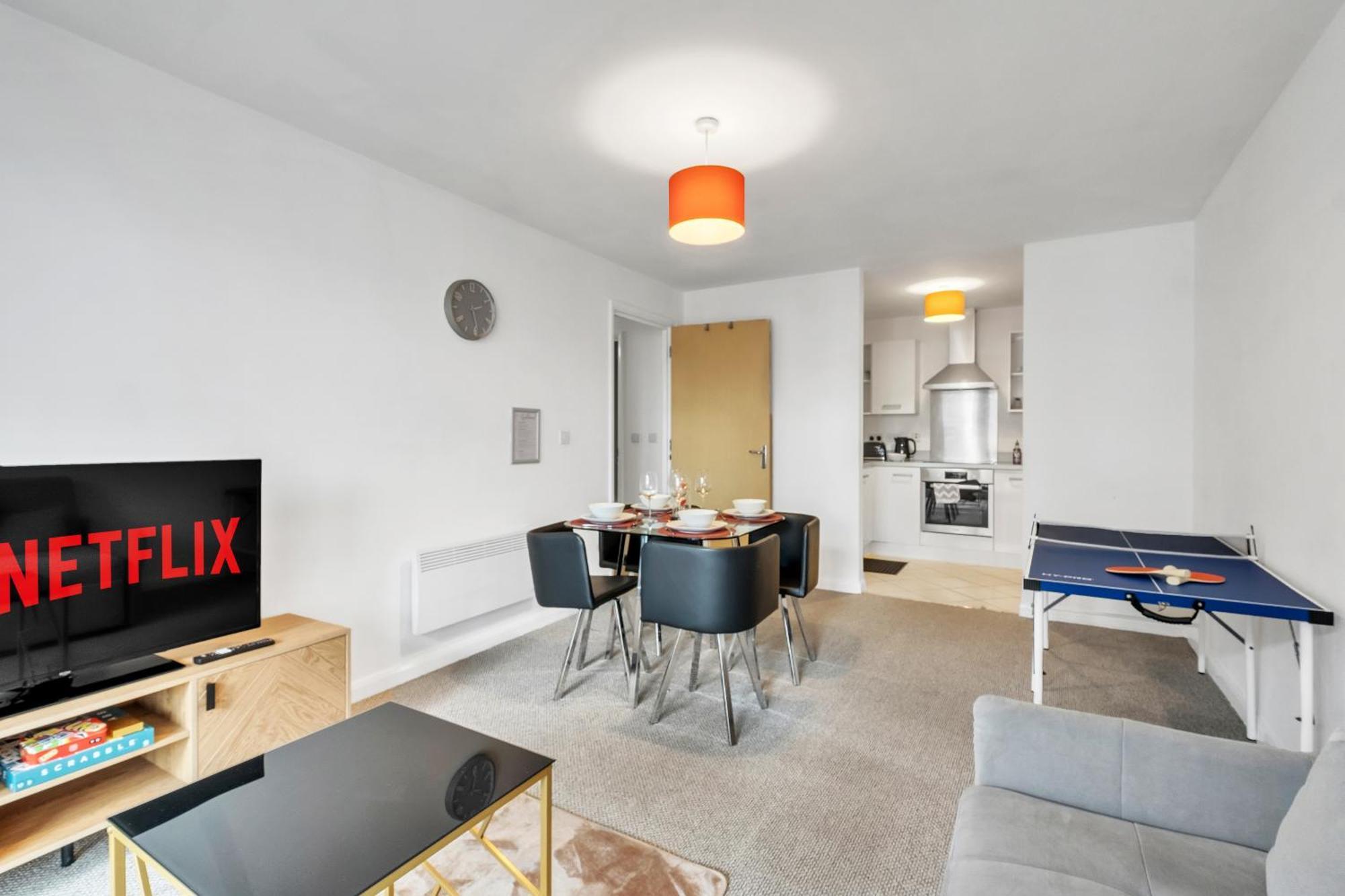 Central Suite Near Mailbox, King Bed, Ping Pong, Netflix, Sleeps 4 Birmingham Exterior photo