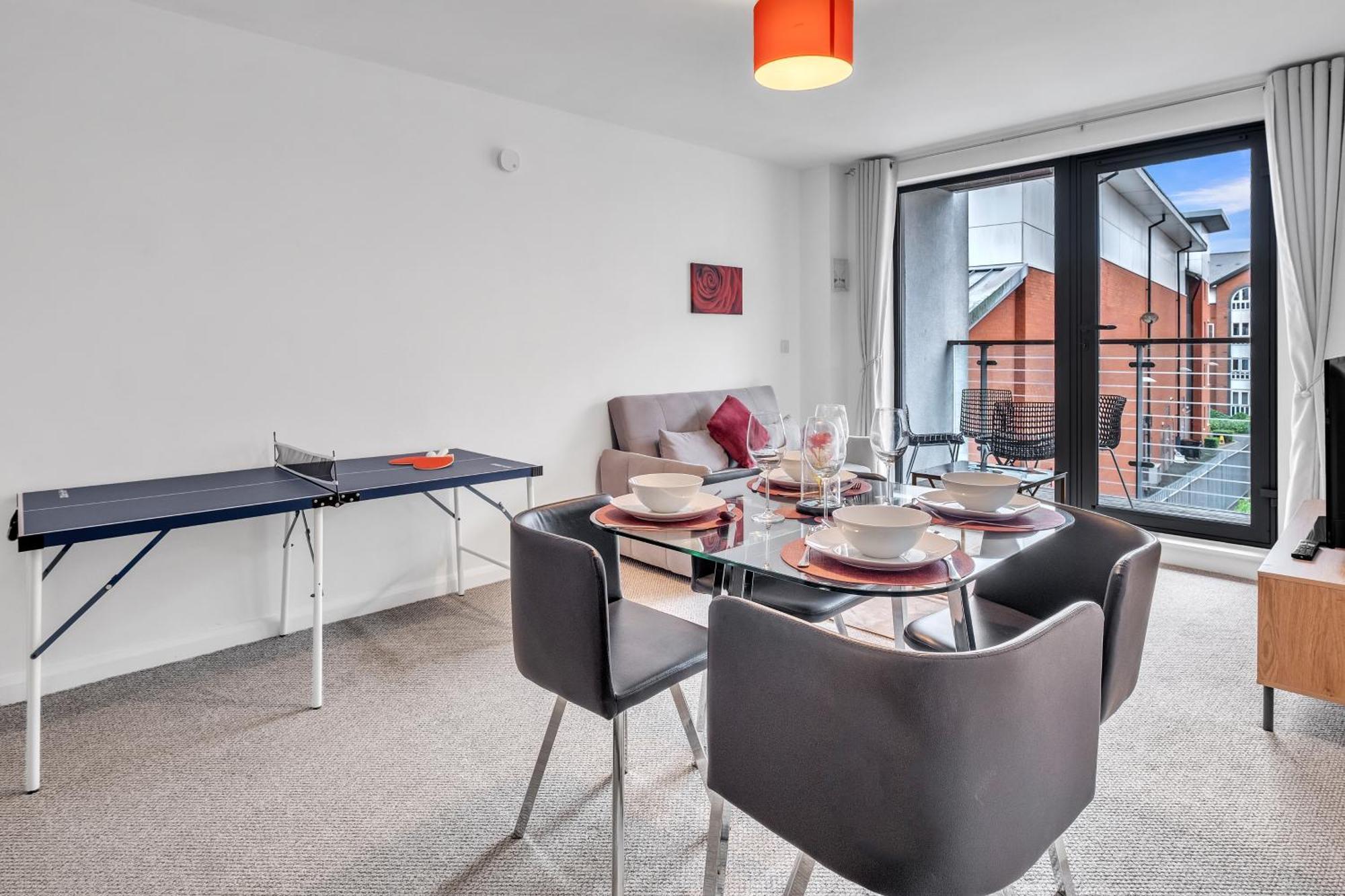 Central Suite Near Mailbox, King Bed, Ping Pong, Netflix, Sleeps 4 Birmingham Exterior photo